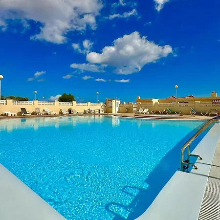 شقة Caleta Pool & Terrace